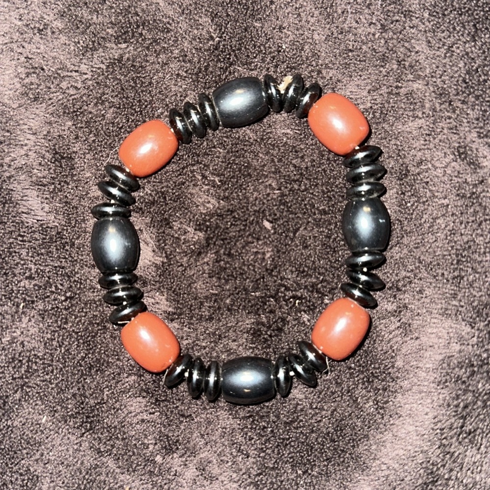 NWOT Hematite Bracelet - Picture 2 of 4